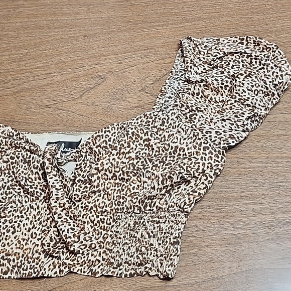 Lulus‎ Leopard Print Puff Sleeve Crop Top, Brown/Tan, Women's Size Large - Picture 2 of 8